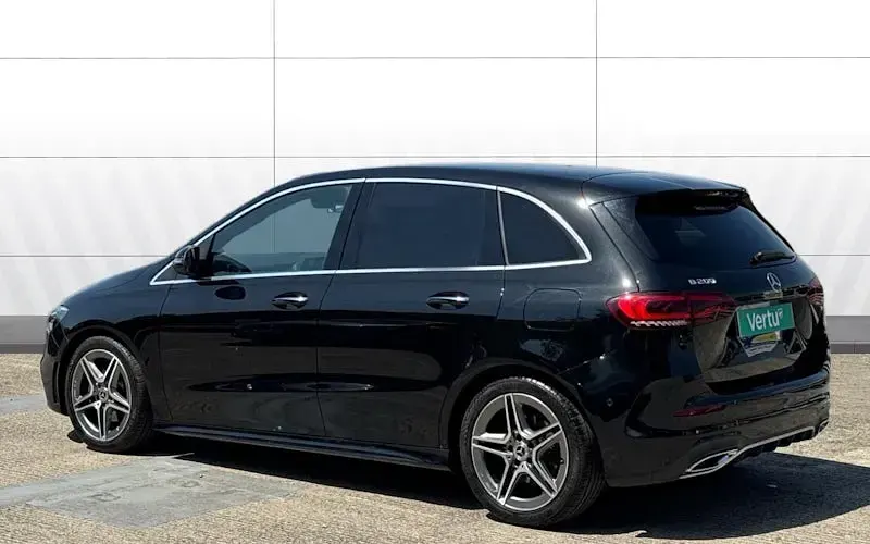 Used Mercedes B200 AMG line 163 HP (119 kW) 2022 Hatchback