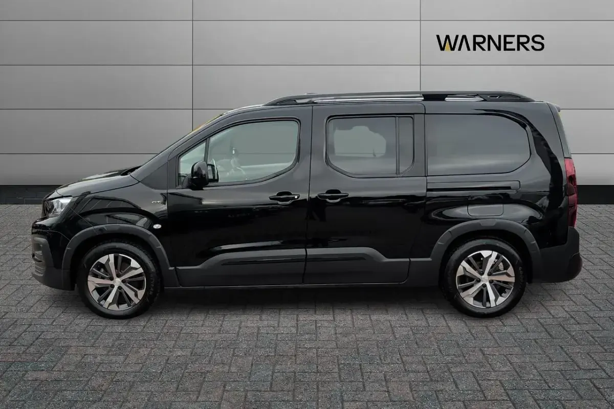 Used Peugeot e-Rifter GT 98 kW (134 HP) 2023 Black MPV