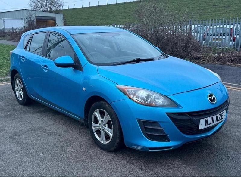 Used Mazda 3 2011 Blue Hatchback