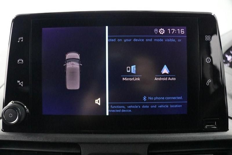 Used Peugeot Partner 100 HP (73 kW) 2022 White MPV