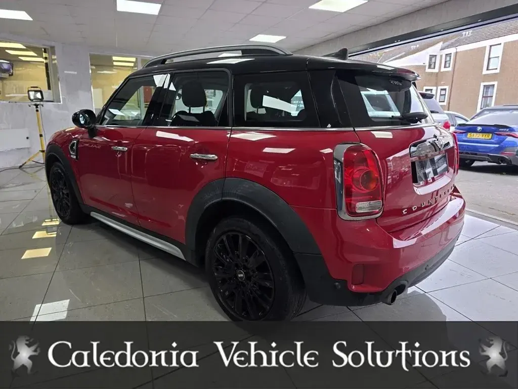 Used Mini Cooper S Countryman 192 HP (141 kW) 2017 Red SUV