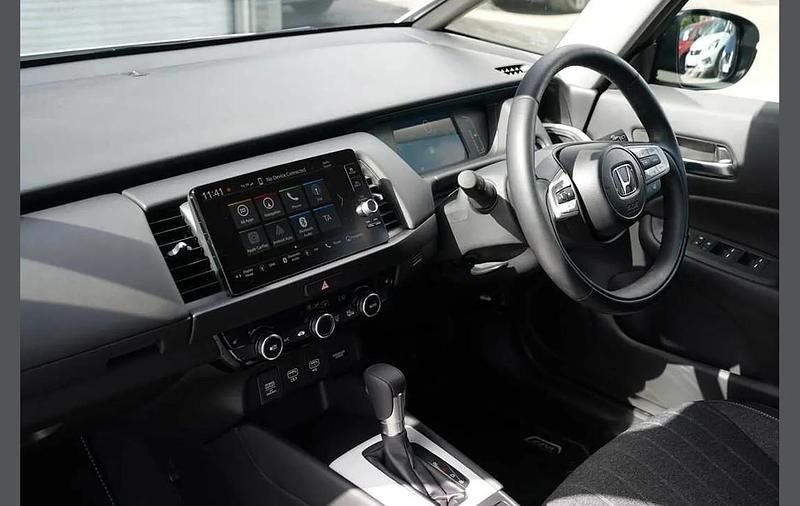 Used Honda Jazz Advance 122 HP (89 kW) 2025 White Hatchback