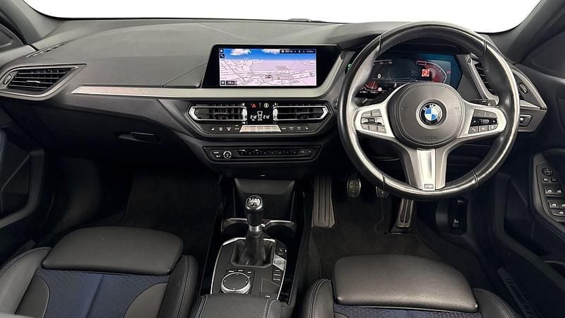 Used BMW 118 M Sport 134 HP (98 kW) 2022 Black Hatchback