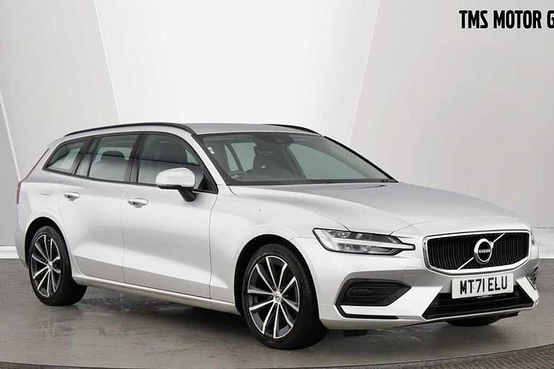 Used Volvo V60 Momentum 163 HP (119 kW) 2021 Silver Estate