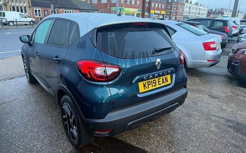 Gebraucht Renault Captur Iconic 90 PS (66 kW) 2019 Blau SUV