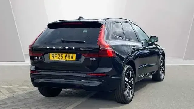 Used Volvo XC60 Core 247 HP (181 kW) 2026 SUV