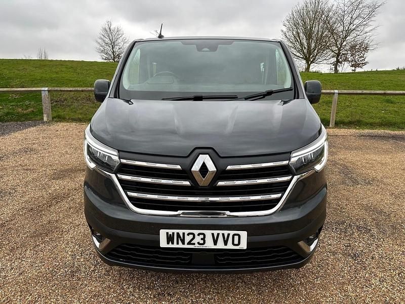 Used Renault Trafic 2023 Grey MPV