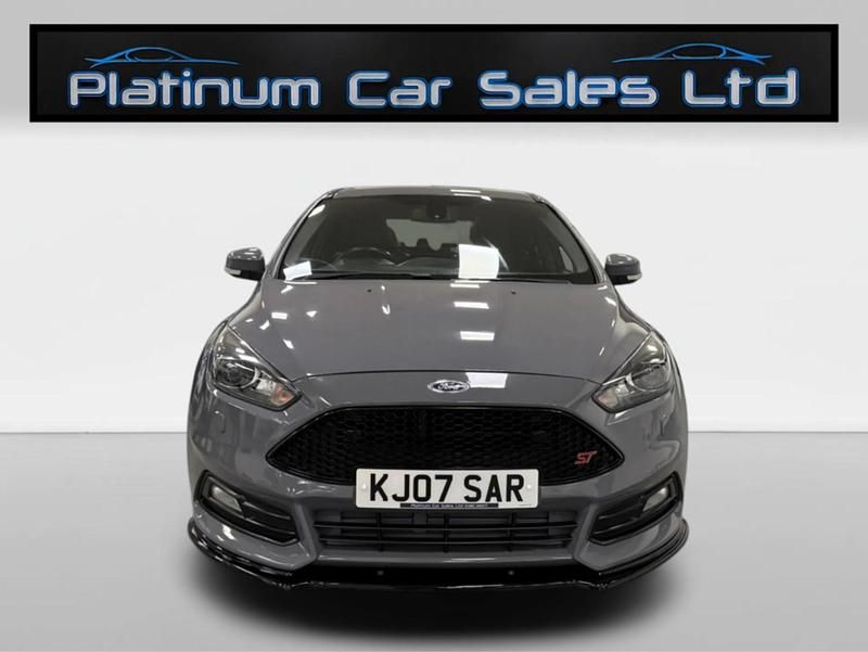 Used Ford Focus ST 185 HP (136 kW) 2016 Grey Hatchback