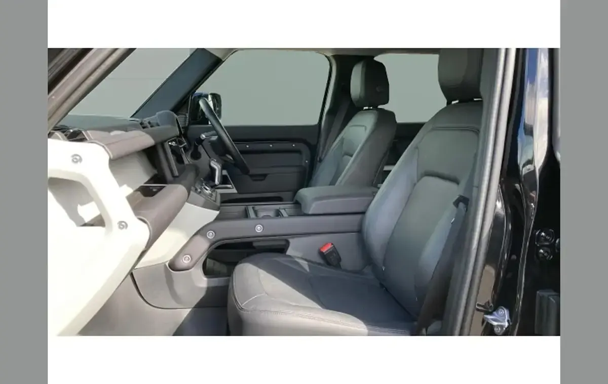 Used Land Rover Defender 245 HP (180 kW) 2024 Black SUV