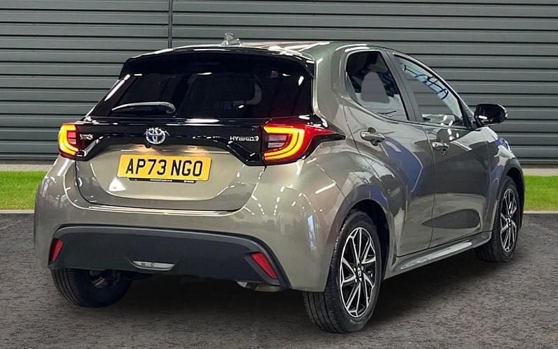 Used Toyota Yaris Hybrid Design 116 HP (85 kW) 2026 Hatchback