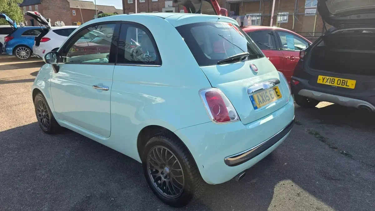 Used Fiat 500 Lounge 69 HP (50 kW) 2015 Green Hatchback