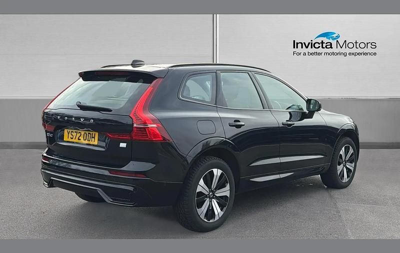 Used Volvo XC60 Plus 350 HP (257 kW) 2022 Onyx black SUV
