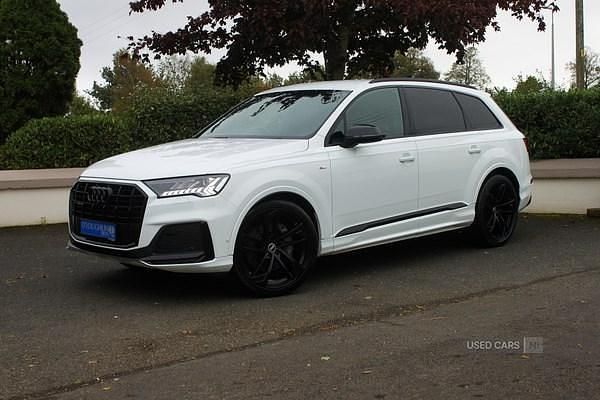 White Used 2022 Audi Q7 S-Line SUV | £39,995 (Fair price) - Image 1/4