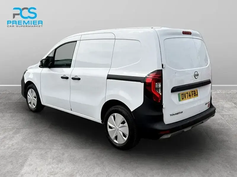 Used Nissan Townstar Acenta 89 kW (122 HP) 2024 White Van