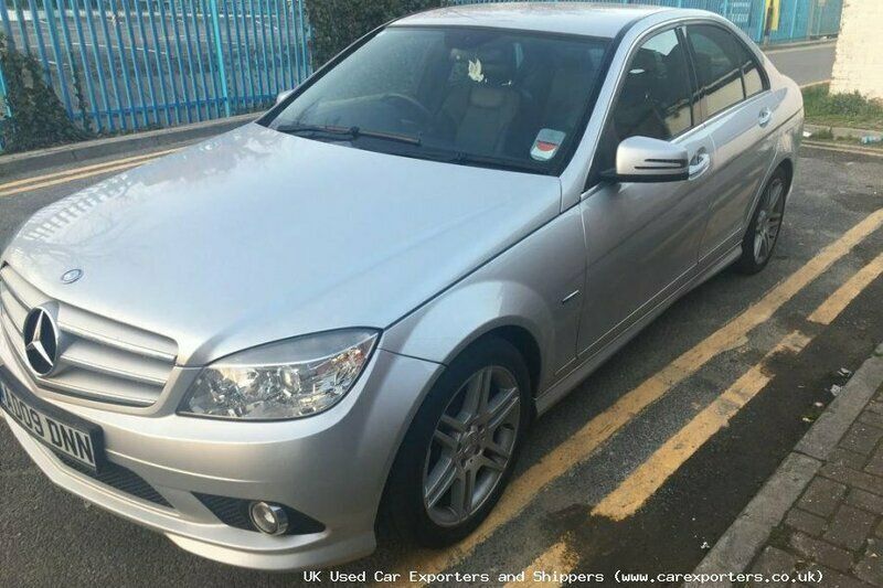 Usado Mercedes C180 156 HP (114 kW) 2009 Sedan