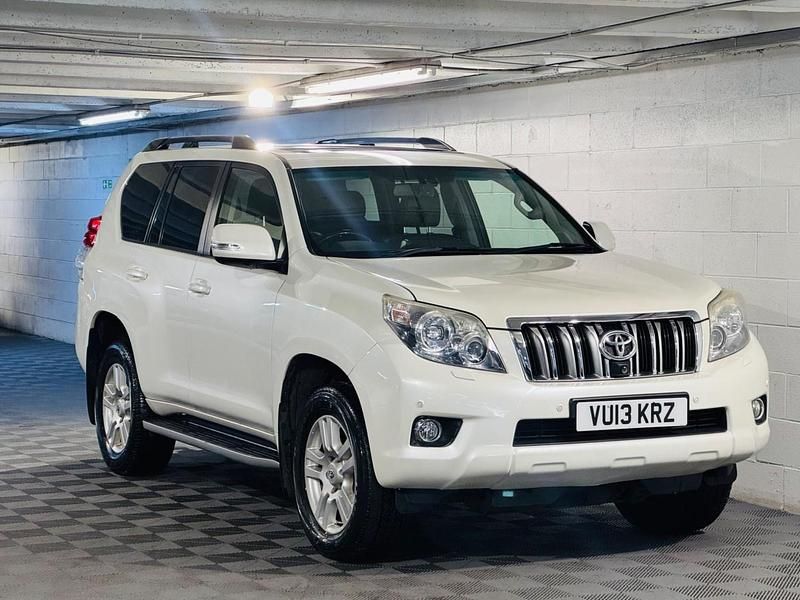 White Used 2013 Toyota Land Cruiser SUV | £18,989 (Fair price) - Image 1/4