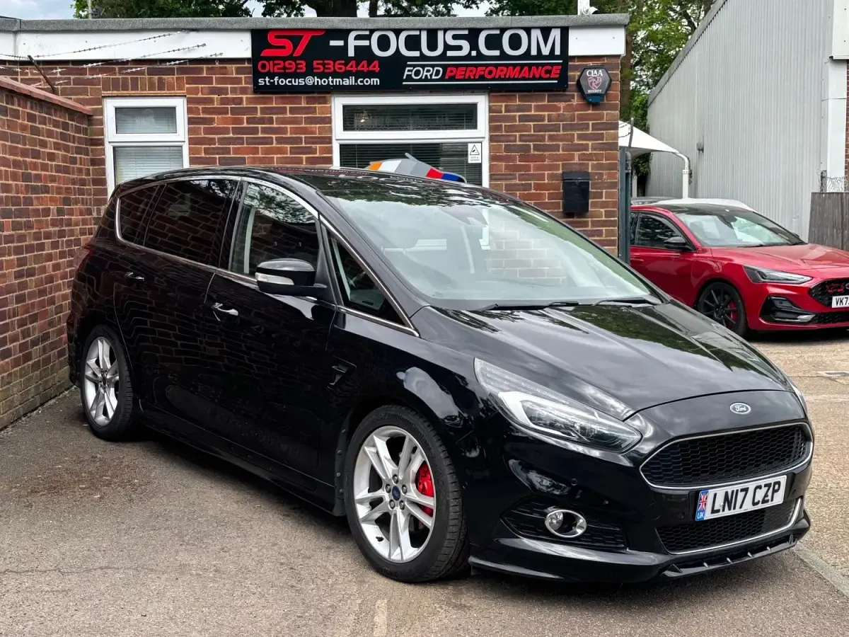 Używany Ford S-MAX Sport 210 KM (154 kW) 2017 Czarny Minivan