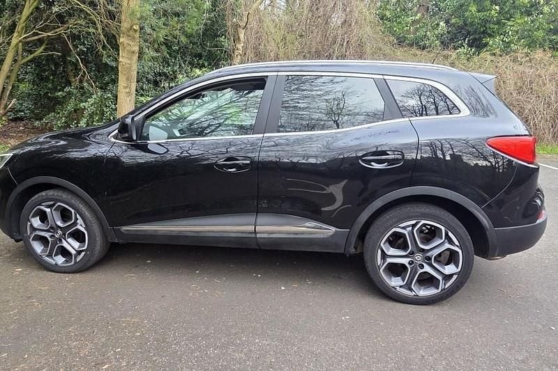 Usado Renault Kadjar Dynamique 110 HP (80 kW) 2016 Preto SUV