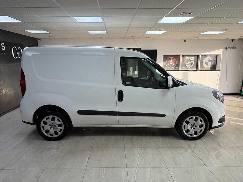Used Fiat Doblò S 2021 White MPV