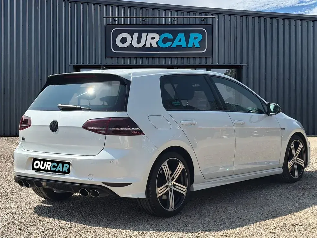 Used VW Golf VII R 2017 White Hatchback