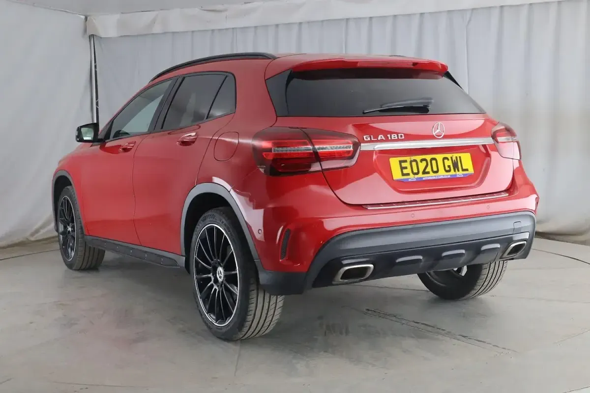 Used Mercedes GLA180 AMG line 122 HP (89 kW) 2020 Red SUV