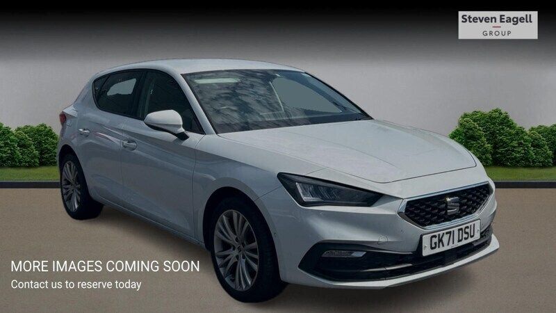White Used 2021 Seat Leon SE Dynamic Hatchback | £13,300 (Fair price) - Image 1/2