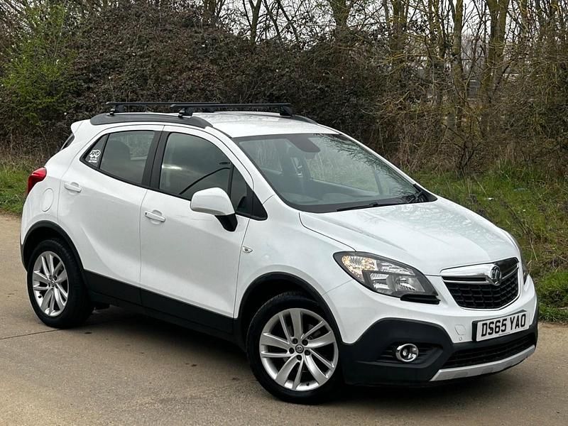 White Used 2015 Vauxhall Mokka S SUV | £2,995 (Fair price) - Image 1/4