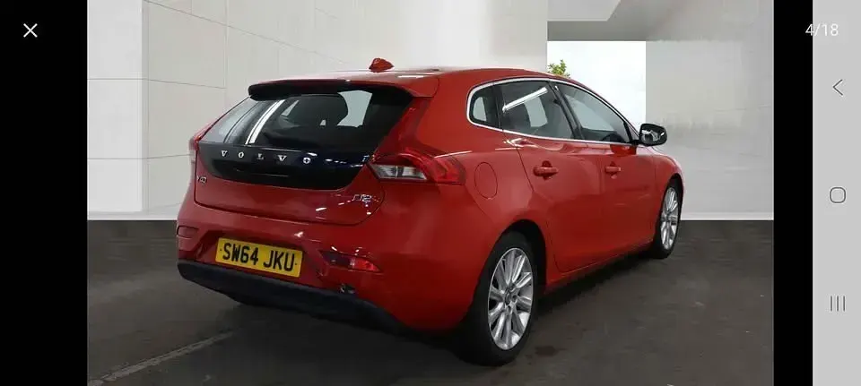 Used Volvo V40 SE Lux 115 HP (84 kW) 2014 Red Hatchback