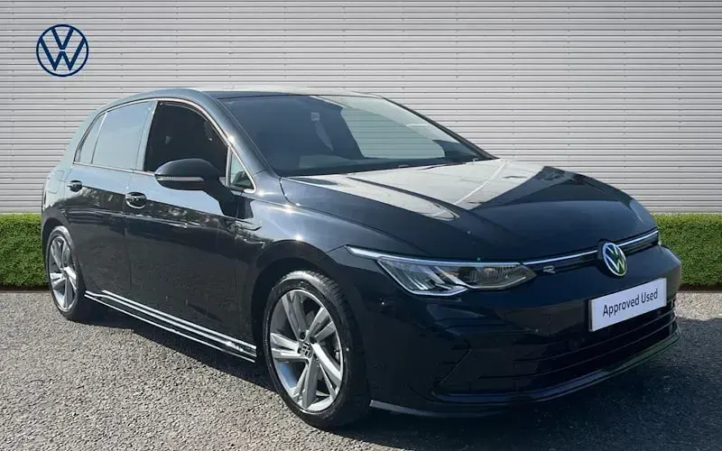 Used VW Golf VIII R-line 150 HP (110 kW) 2023 Hatchback