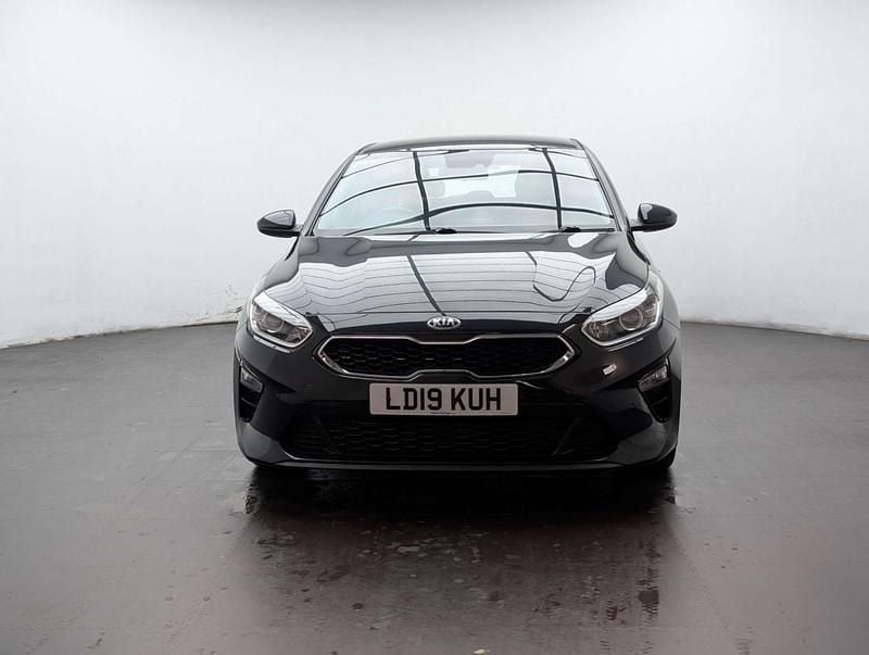 Used Kia Ceed 114 HP (83 kW) 2019 Black Hatchback