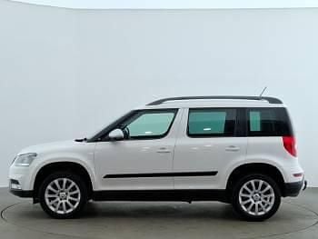Used Skoda Yeti SE 110 HP (80 kW) 2014 White SUV