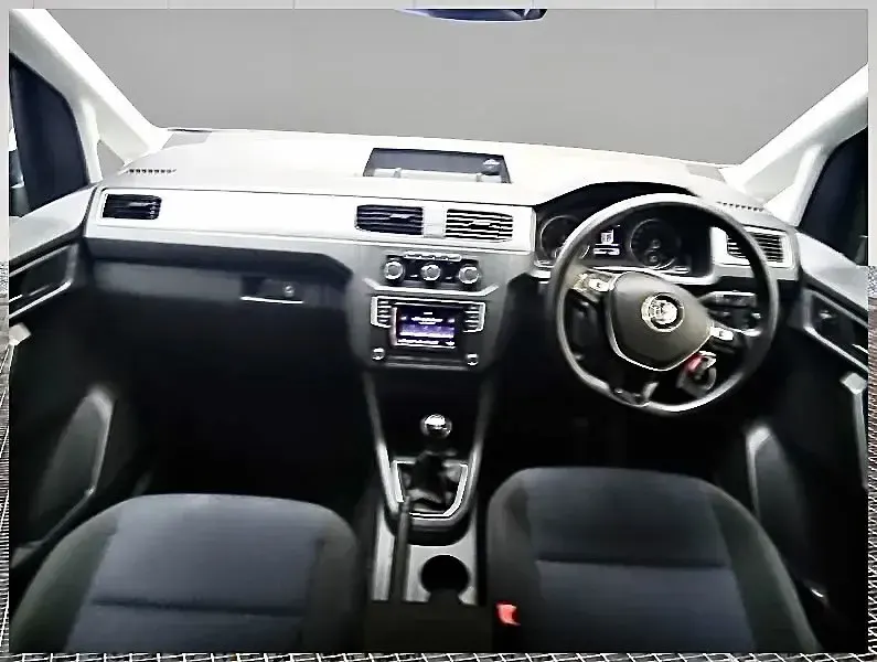 Begagnad VW Caddy Life 2019 Blå Minibuss