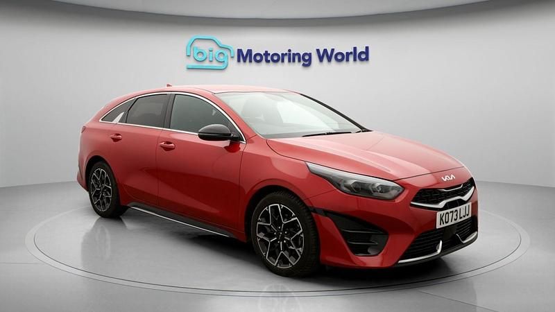 Used Kia ProCeed GT-Line 159 HP (116 kW) 2023 Red Estate