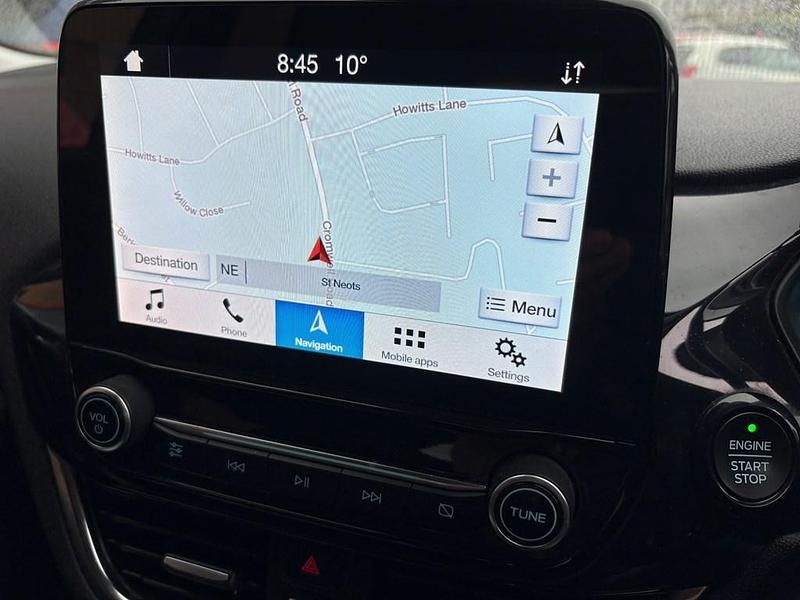 Używany Ford Fiesta Titanium 100 KM (73 kW) 2019 Czarny Hatchback