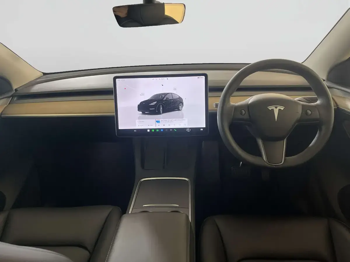 Used Tesla Model Y Long Range AWD 282 kW (384 HP) 2022 White SUV