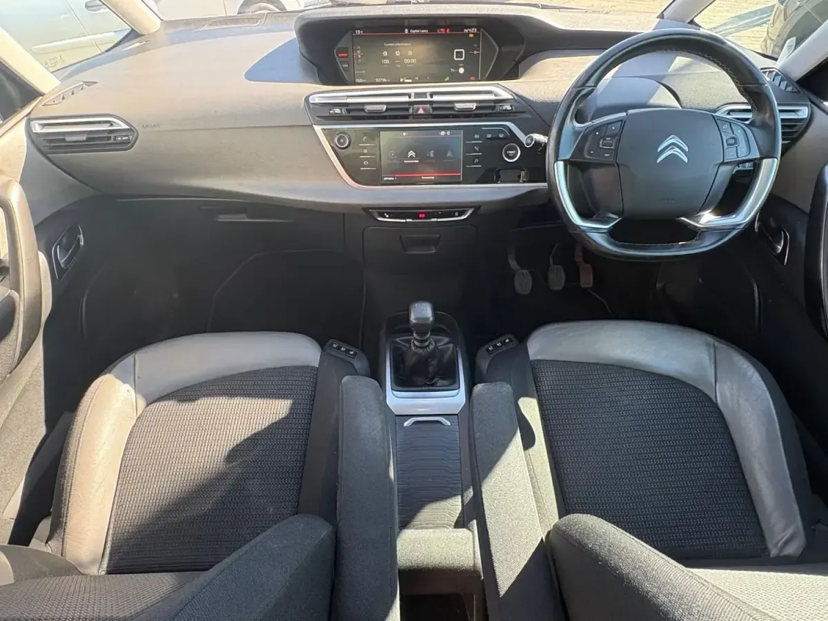 Usado Citroën Grand C4 Picasso Flair 2019 Gris Monovolumen
