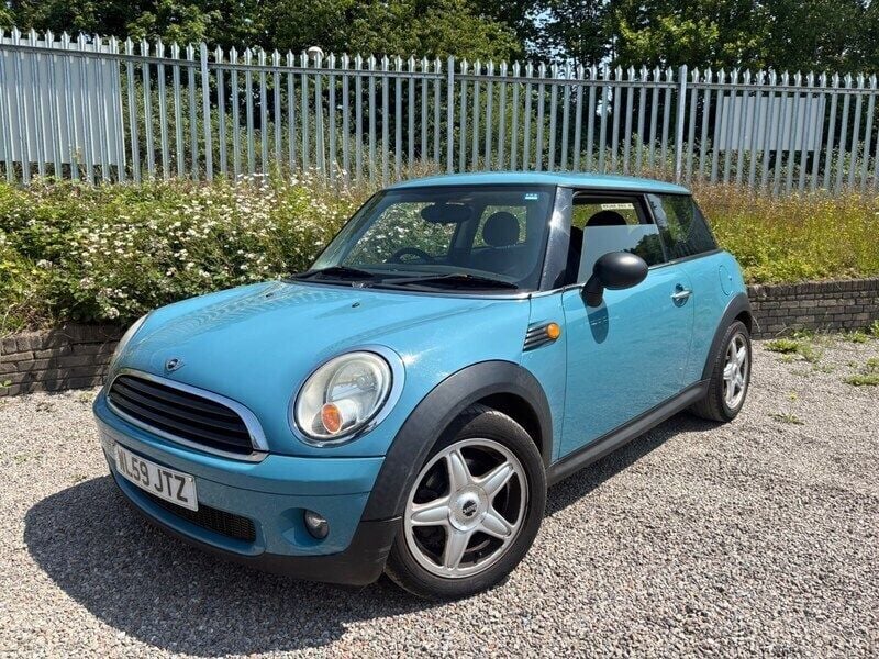 Blue Used 2009 Mini ONE Hatch Hatchback | £700 (Super price) - Image 1/4