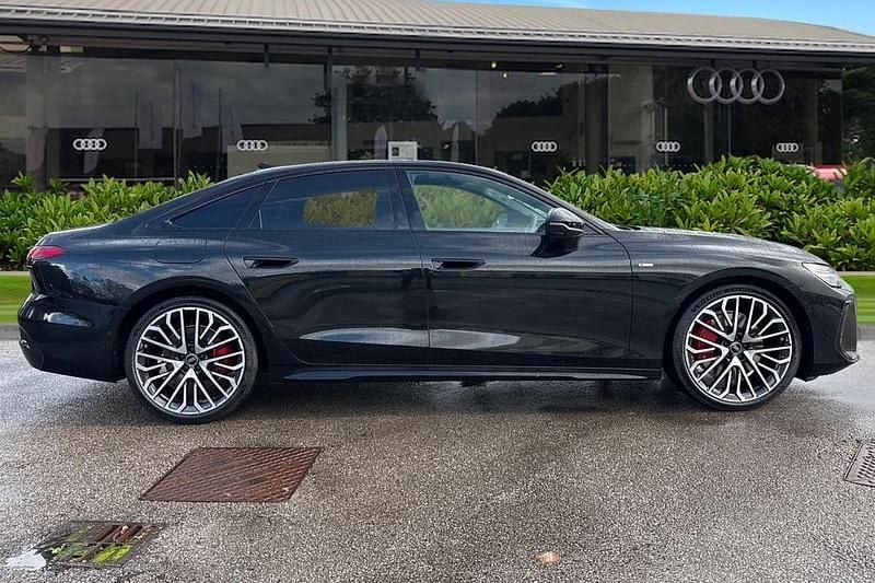 New Audi A6 Advanced 2025 Green Sedan