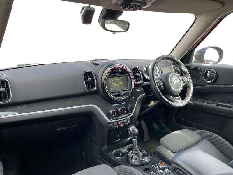 Image 2/4