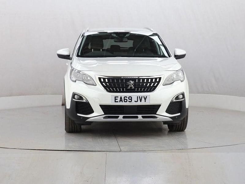 Used Peugeot 3008 Allure 130 HP (95 kW) 2019 White SUV