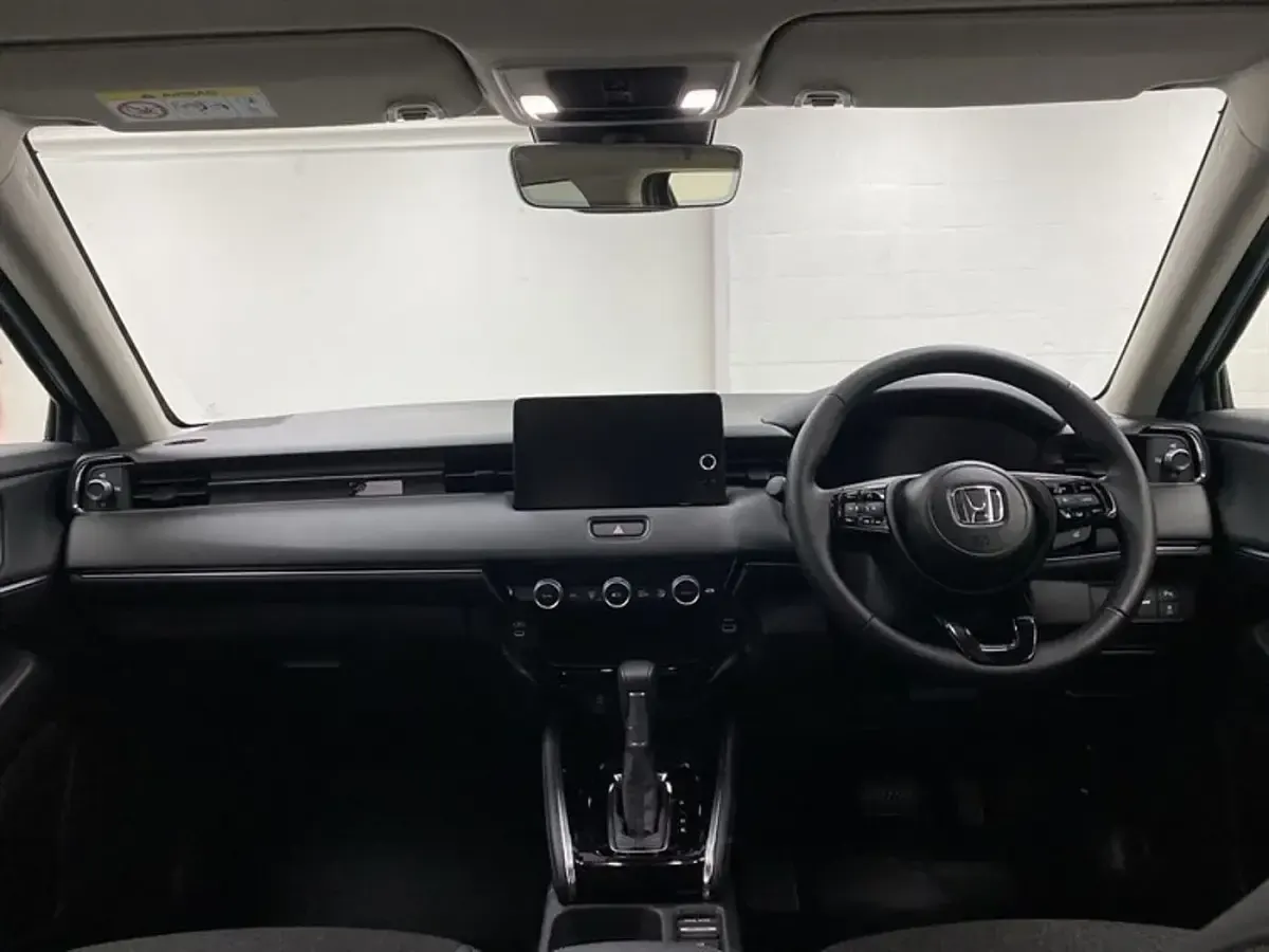 Used Honda HR-V Advance 129 HP (94 kW) 2025 White SUV