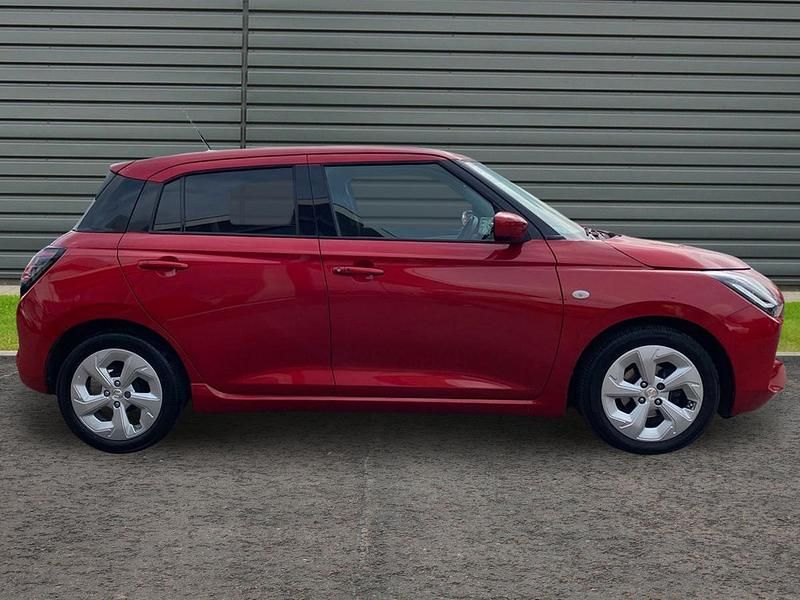 Used Suzuki Swift 82 HP (60 kW) 2024 Red Hatchback