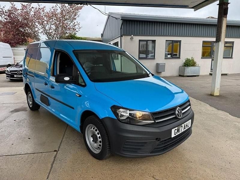 Used VW Caddy Maxi Startline 102 HP (75 kW) 2017 Blue MPV