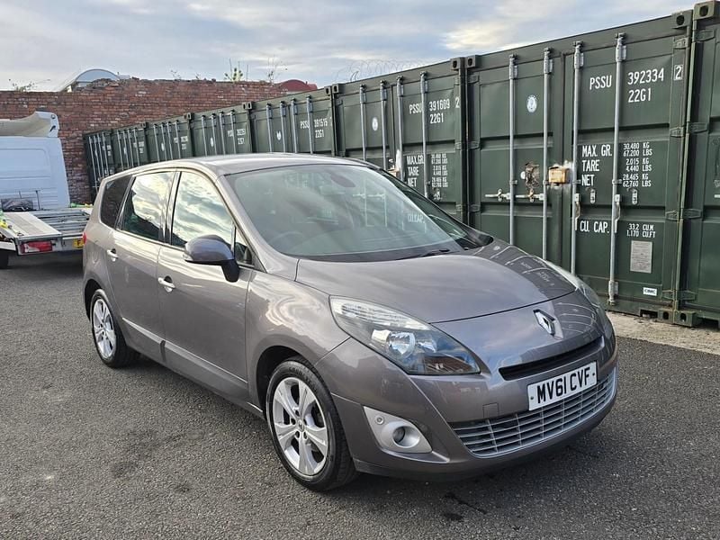 Used Renault Grand Scénic III Dynamique 110 HP (80 kW) 2011 Grey MPV