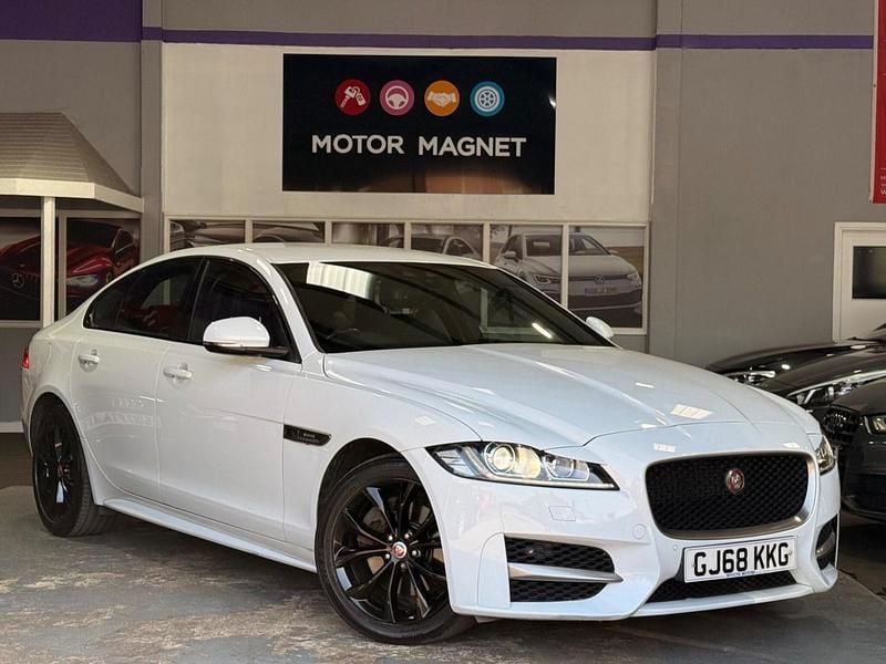 Used Jaguar XF R-Sport 180 HP (132 kW) 2018 White Sedan