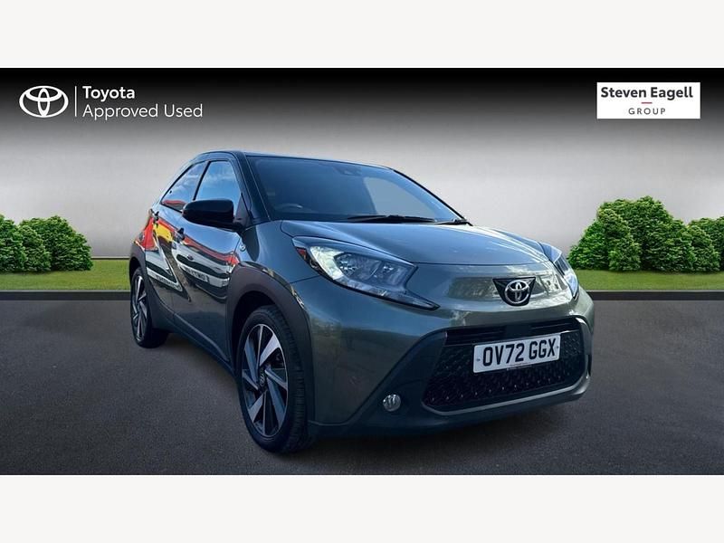 Green Used 2022 Toyota Aygo X SUV | £12,600 - Image 1/3