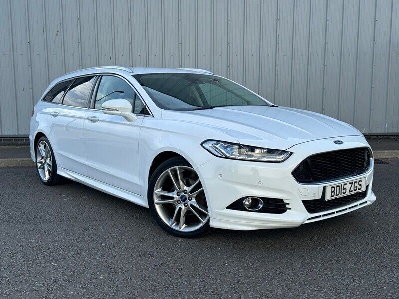 White Used 2015 Ford Mondeo Titanium Estate | £8,995 (Expensive) - Image 1/4
