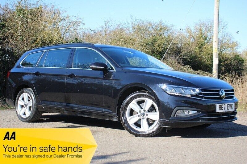 Black Used 2021 VW Passat SE Estate | £15,990 (Fair price) - Image 1/3