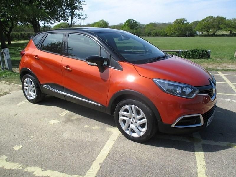 Używany Renault Captur Dynamique 90 KM (66 kW) 2016 Pomarańczowy SUV