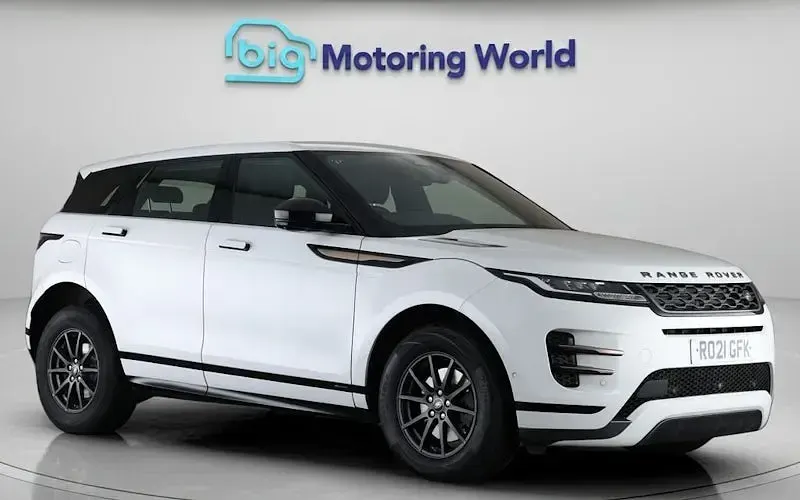 Käytetty Land Rover Range Rover evoque R-Dynamic 166 HP (122 kW) 2023 Katumaasturi